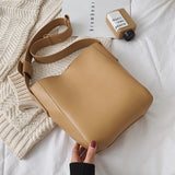 Pu Leather Shoulder Bag 2019 Fashion Women Luxury Handbags Purses Solid Color Wallet Bag