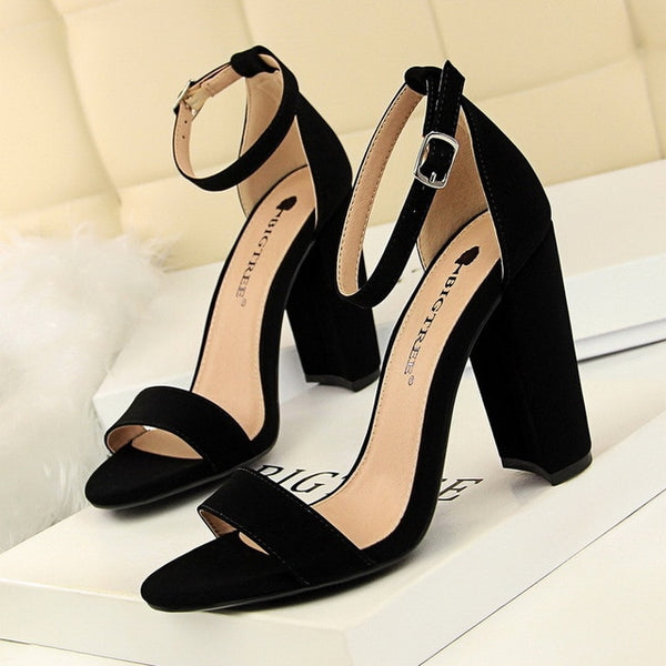 2020 New Women Pumps Buckle Women Shoes Sexy High Heels Block Heels Party Shoes Women Heels Suede Women Sandals Plus Size 43